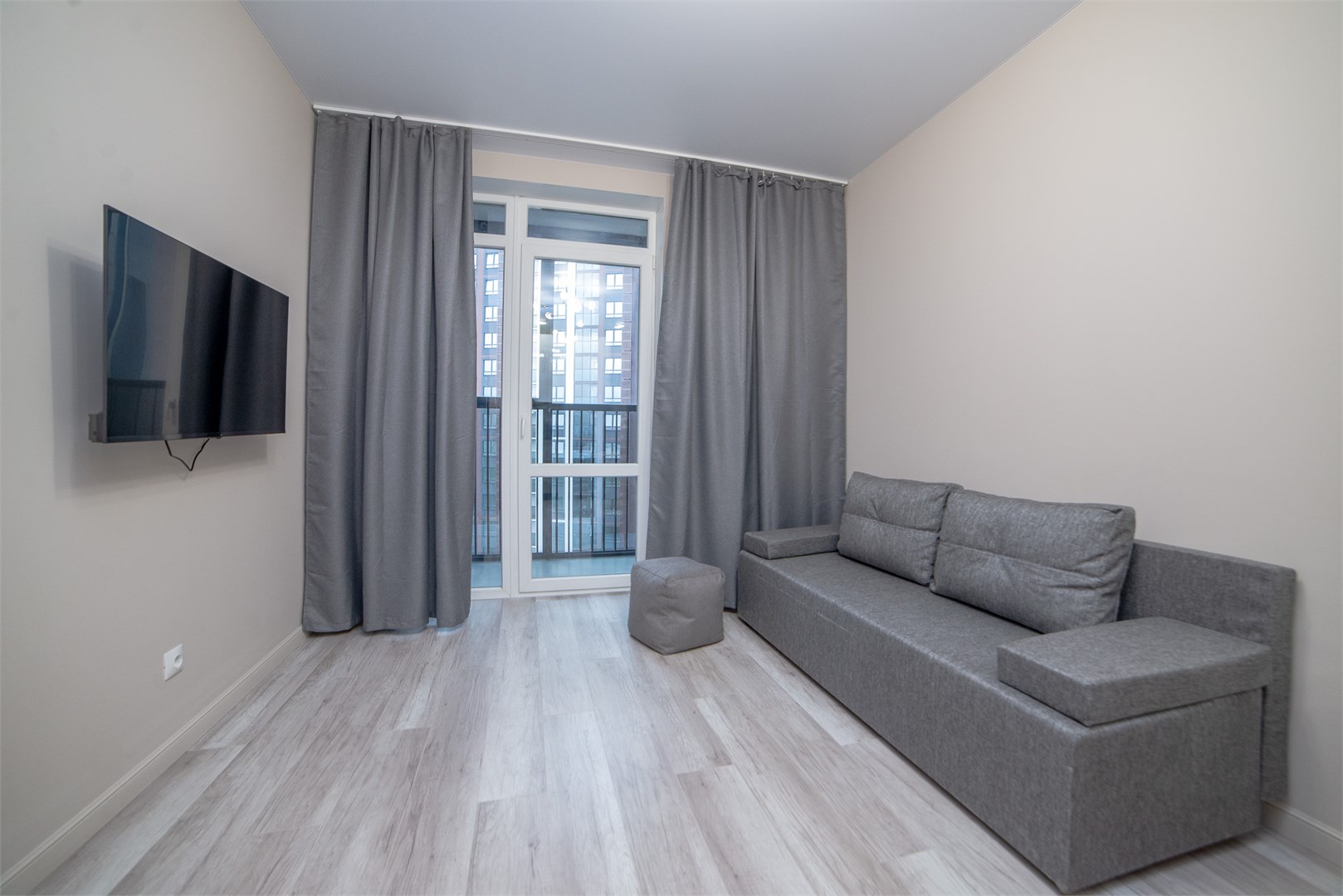 BeGuest на 8 марта 204Д