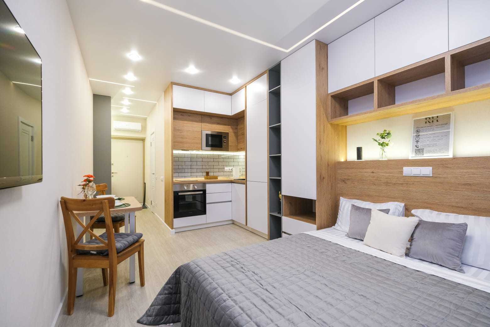 Room Hotel на Державина 50