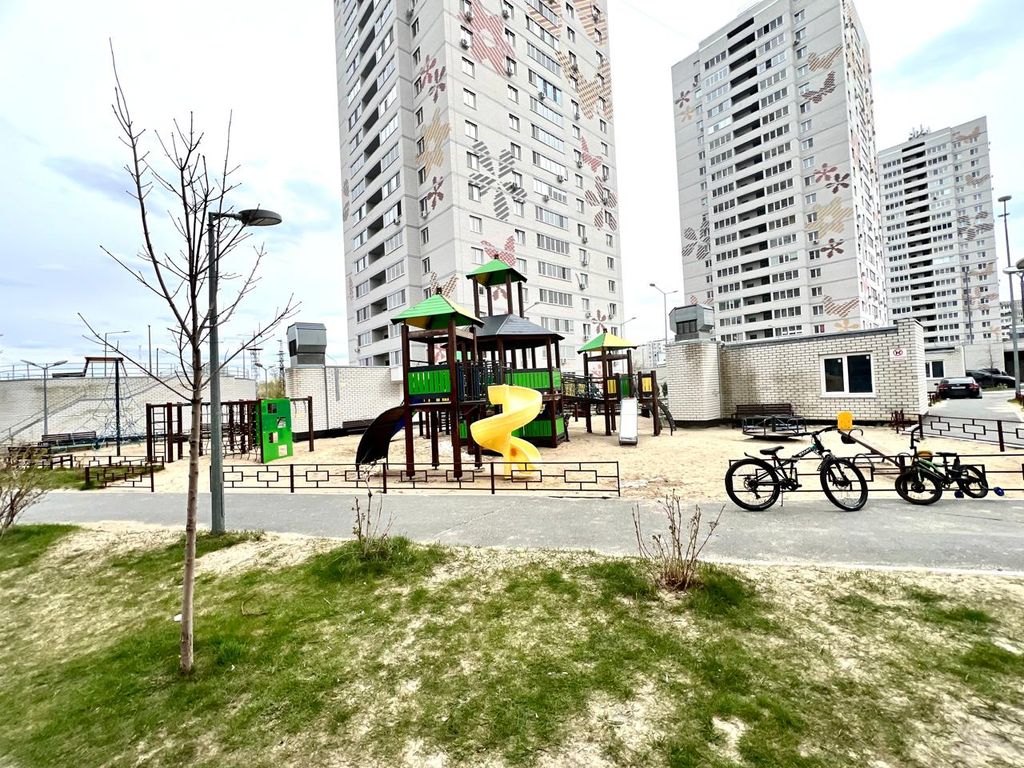 Компас Таврическая 9 к.2
