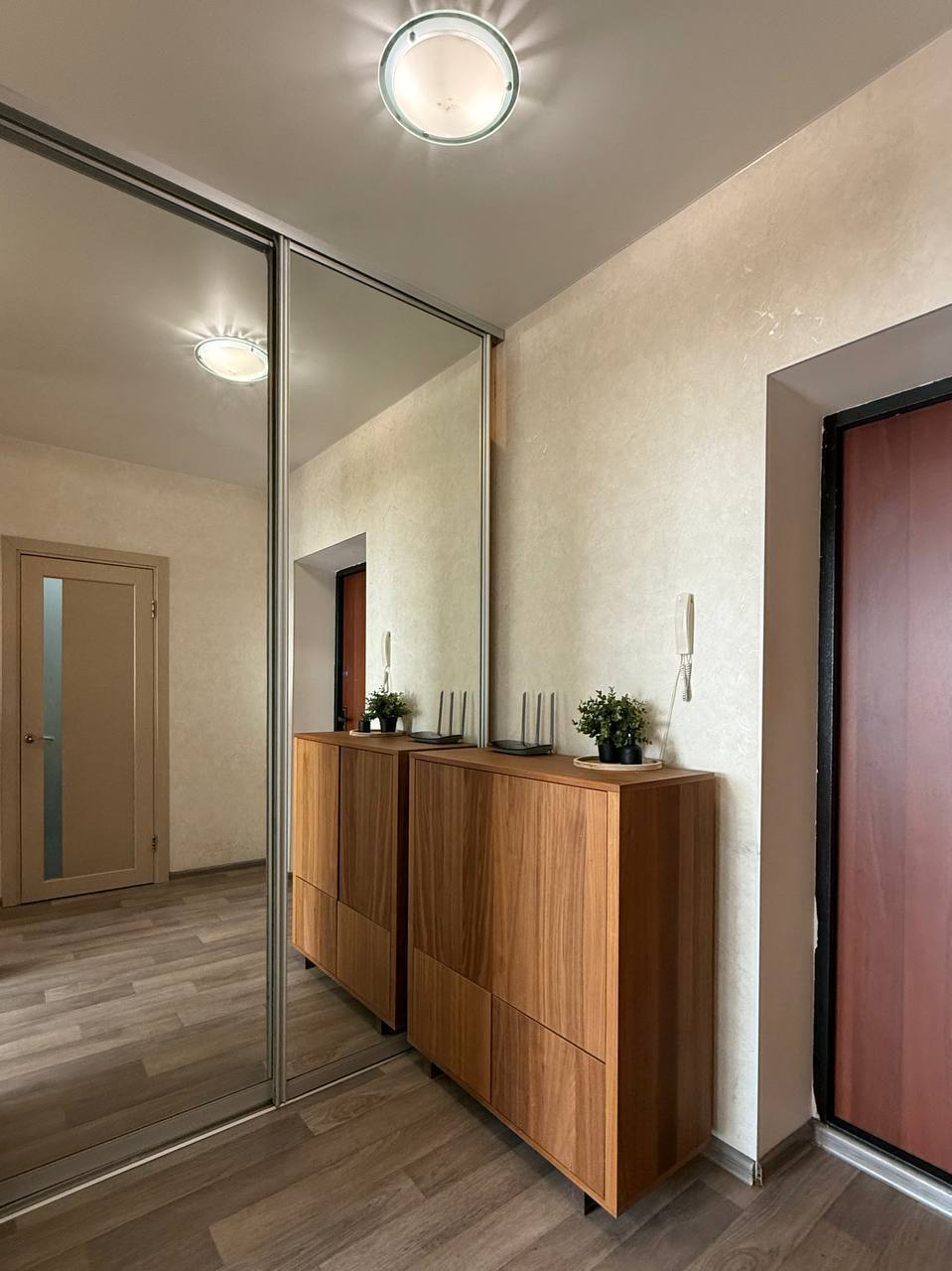 HOME HOTEL улица Дуси Ковальчук, 238