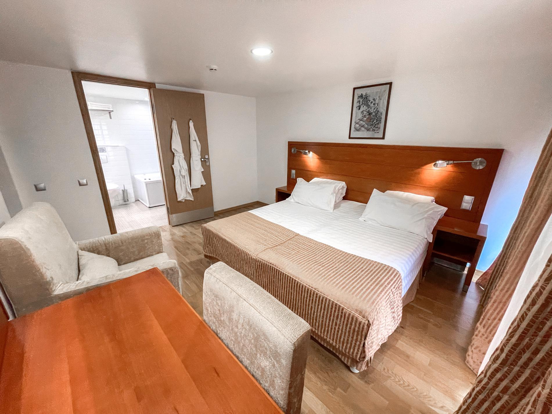 Фотография Люкс 2-местный 2-этажный