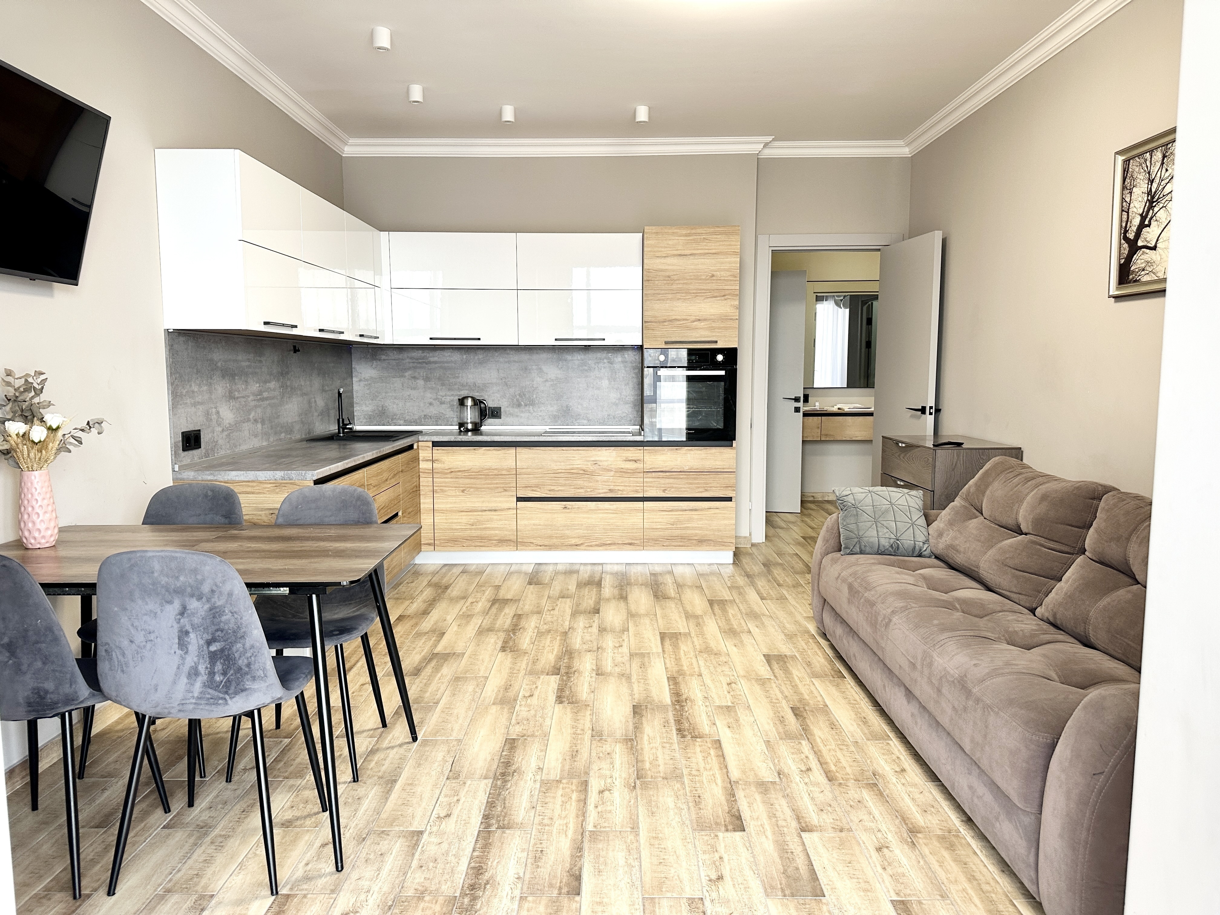 Izi Home Топоркова 4