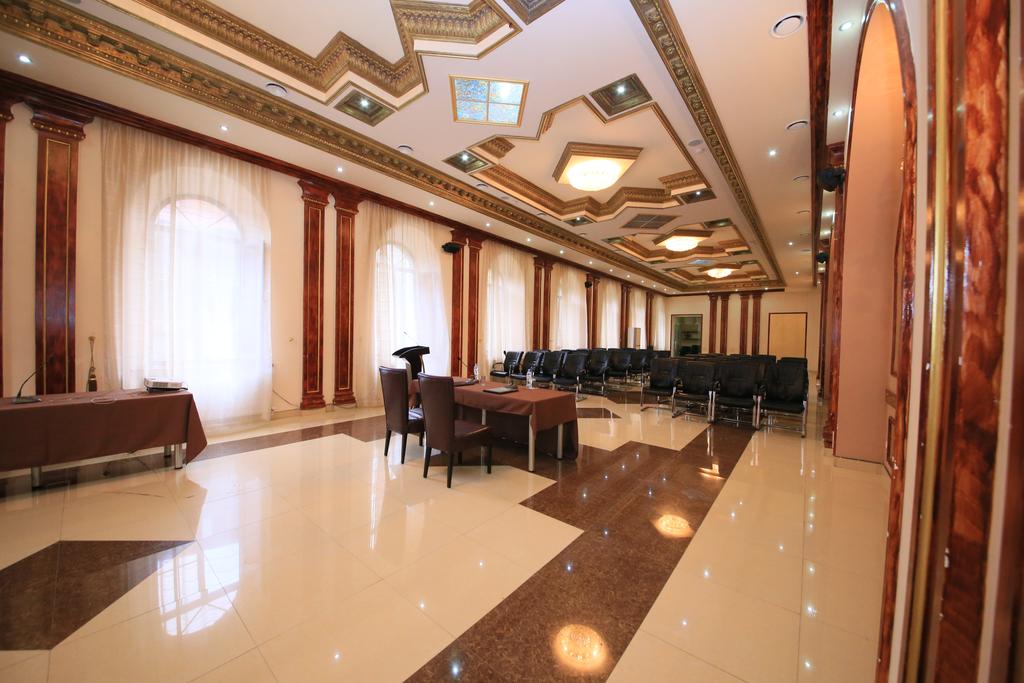 Borjomi Palace