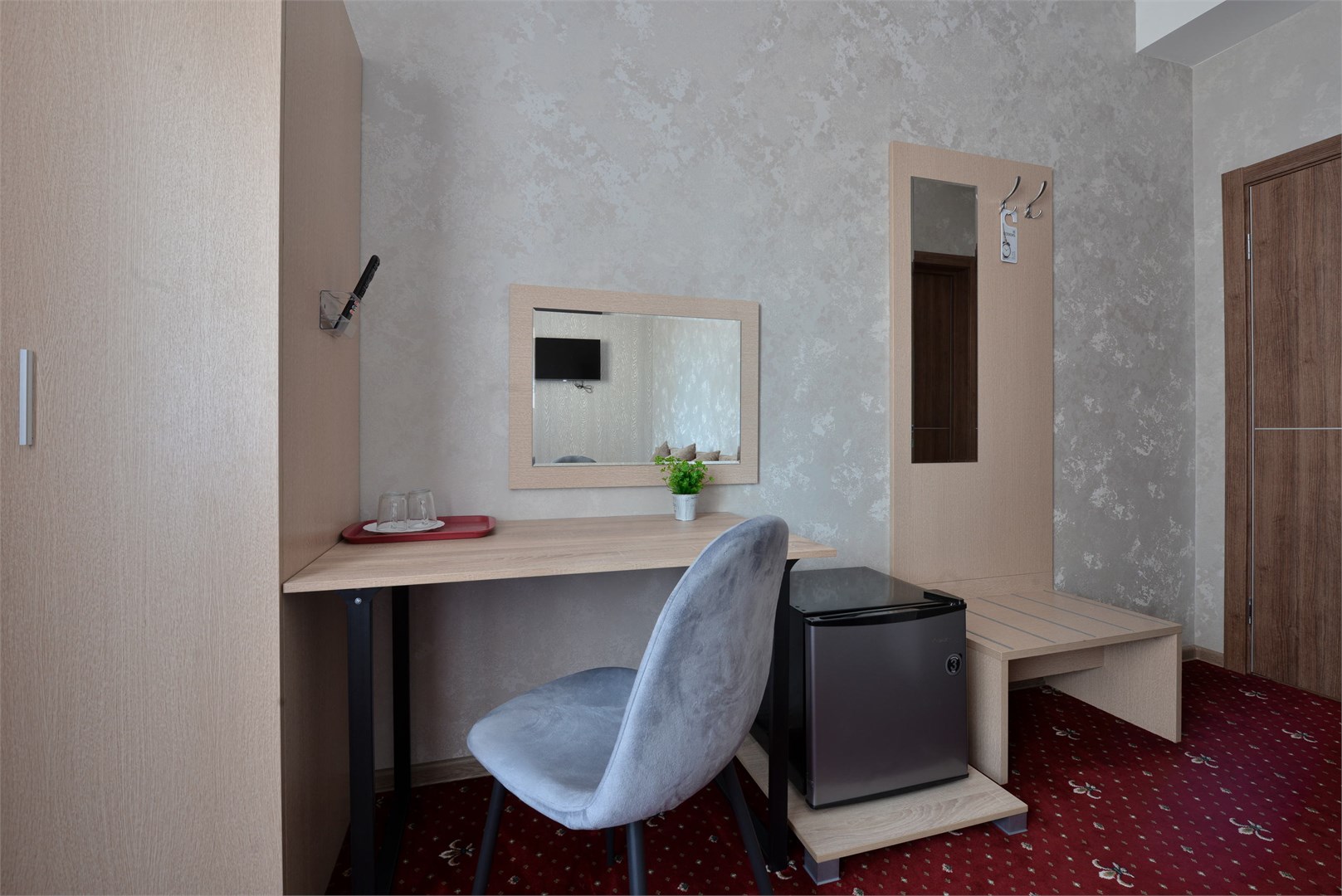 Люкс 4-местный 2-комнатный