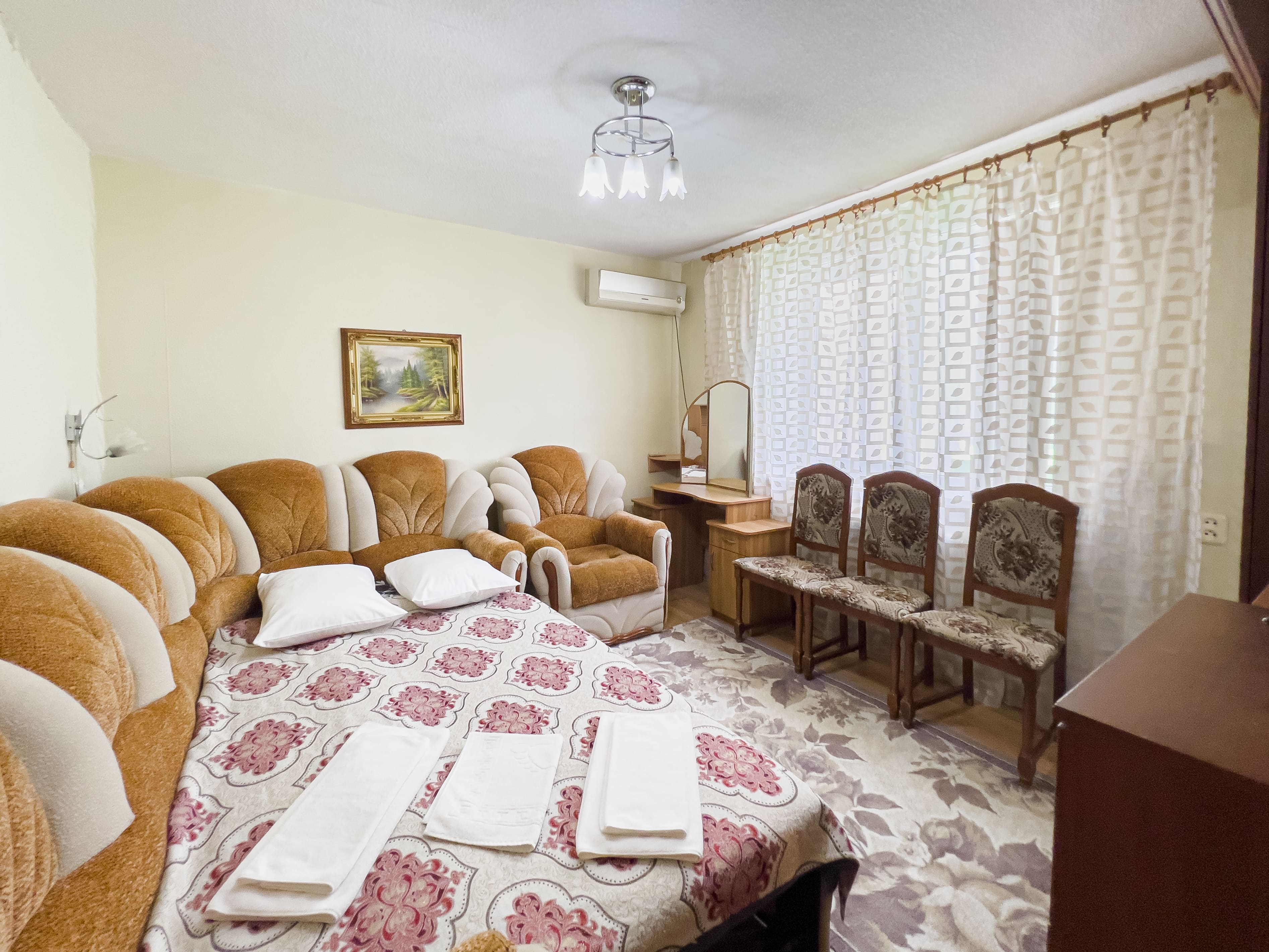 2-комнатный с кухней — фото 1