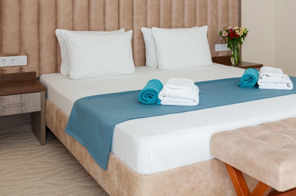 Люкс 2-местный 2-комнатный (без балкона)