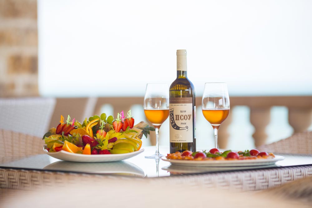 Золотой якорь(Гудаута)