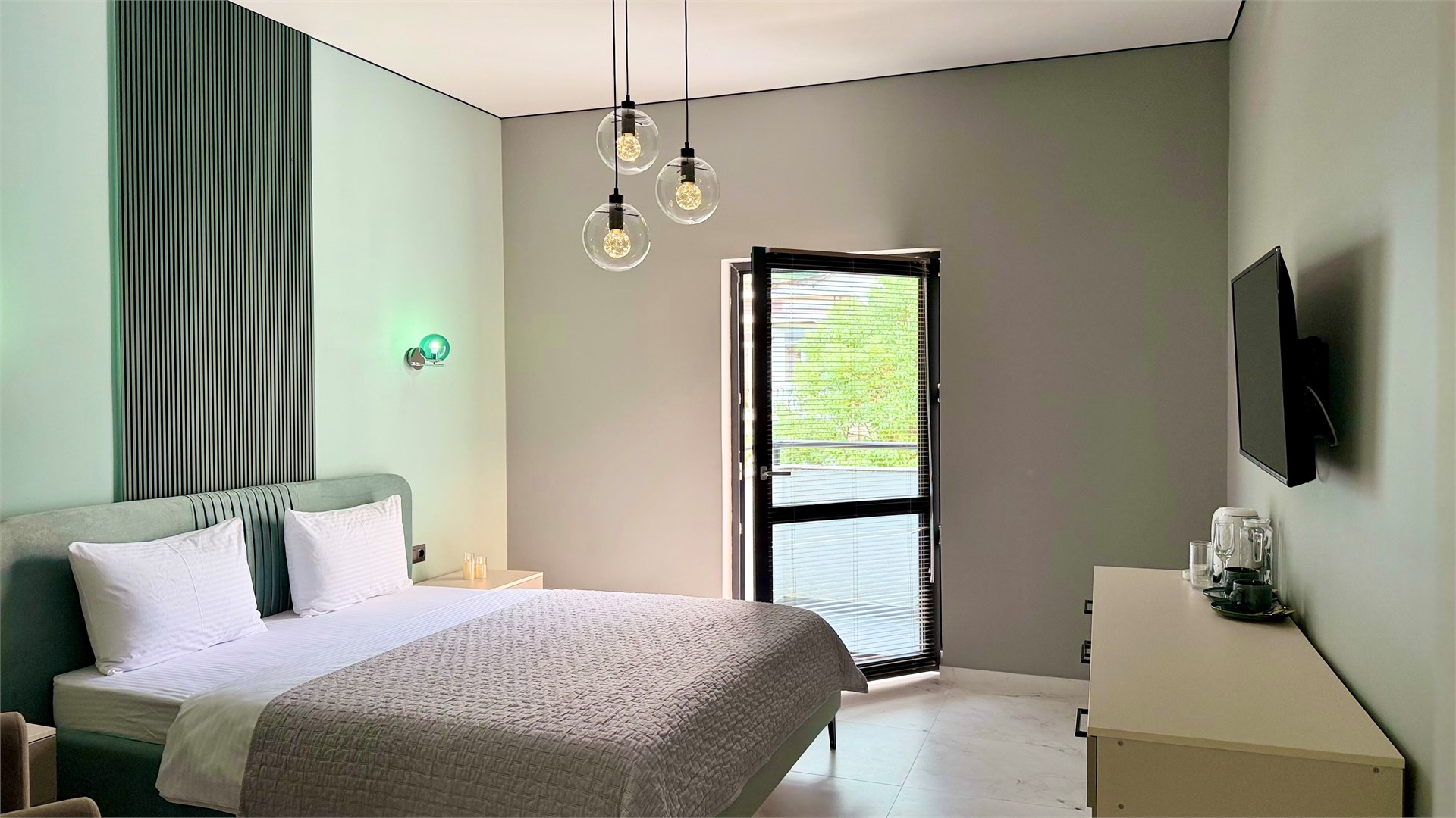 Амфора (Гагра)