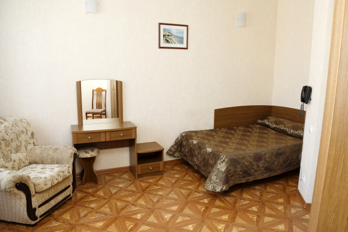 Стандартный 1-местный