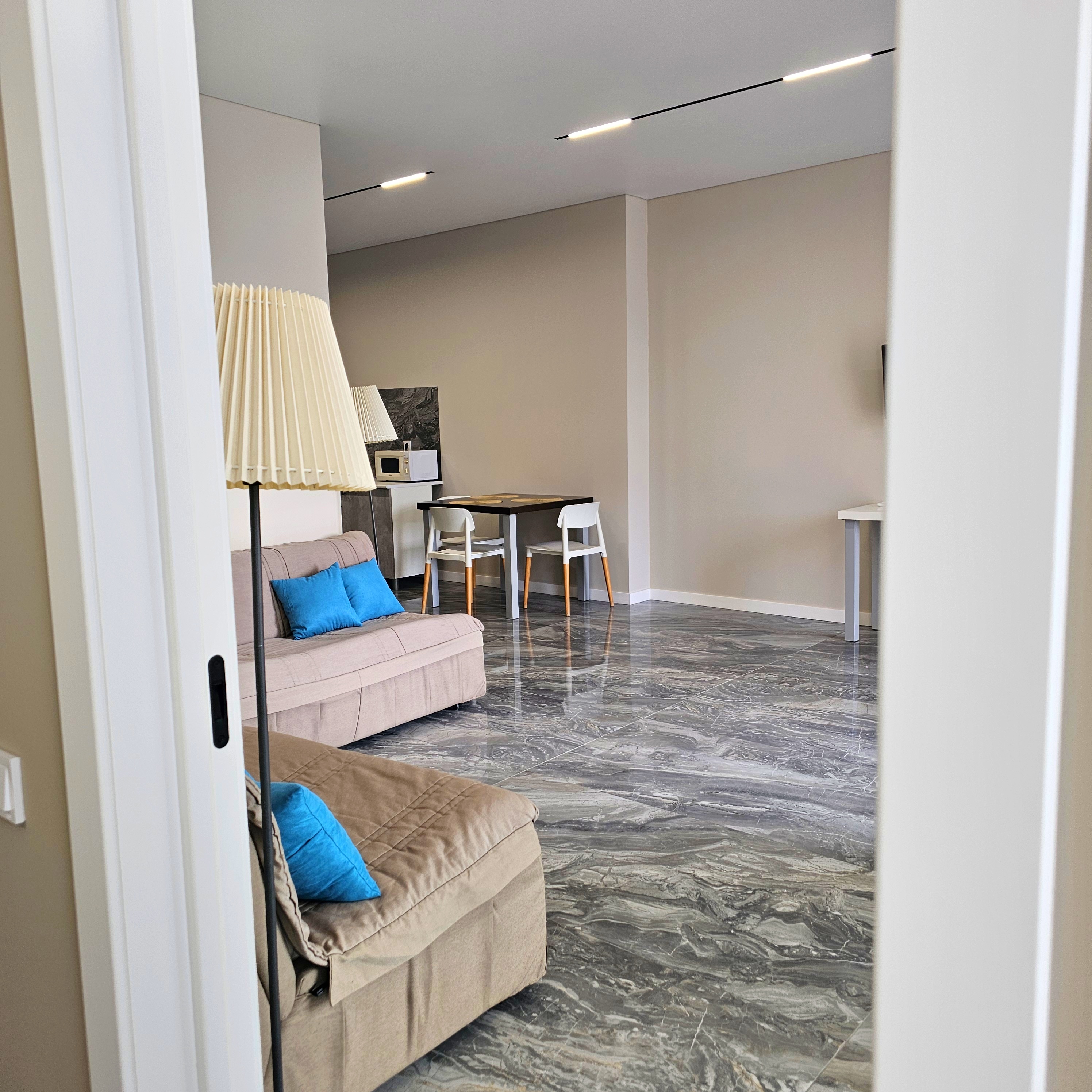 Апартаменты 8-местный 3-комнатный (Монако №21)