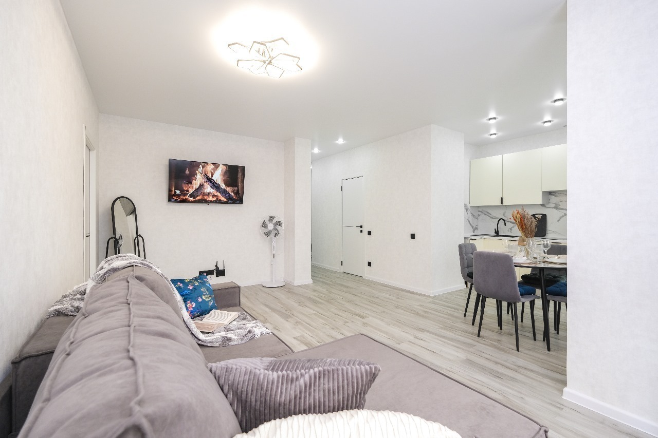 Room Hotel на Лескова 35