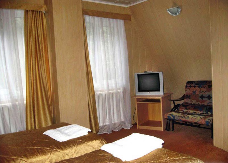 Коттедж Шале 8-местный 3-этажный