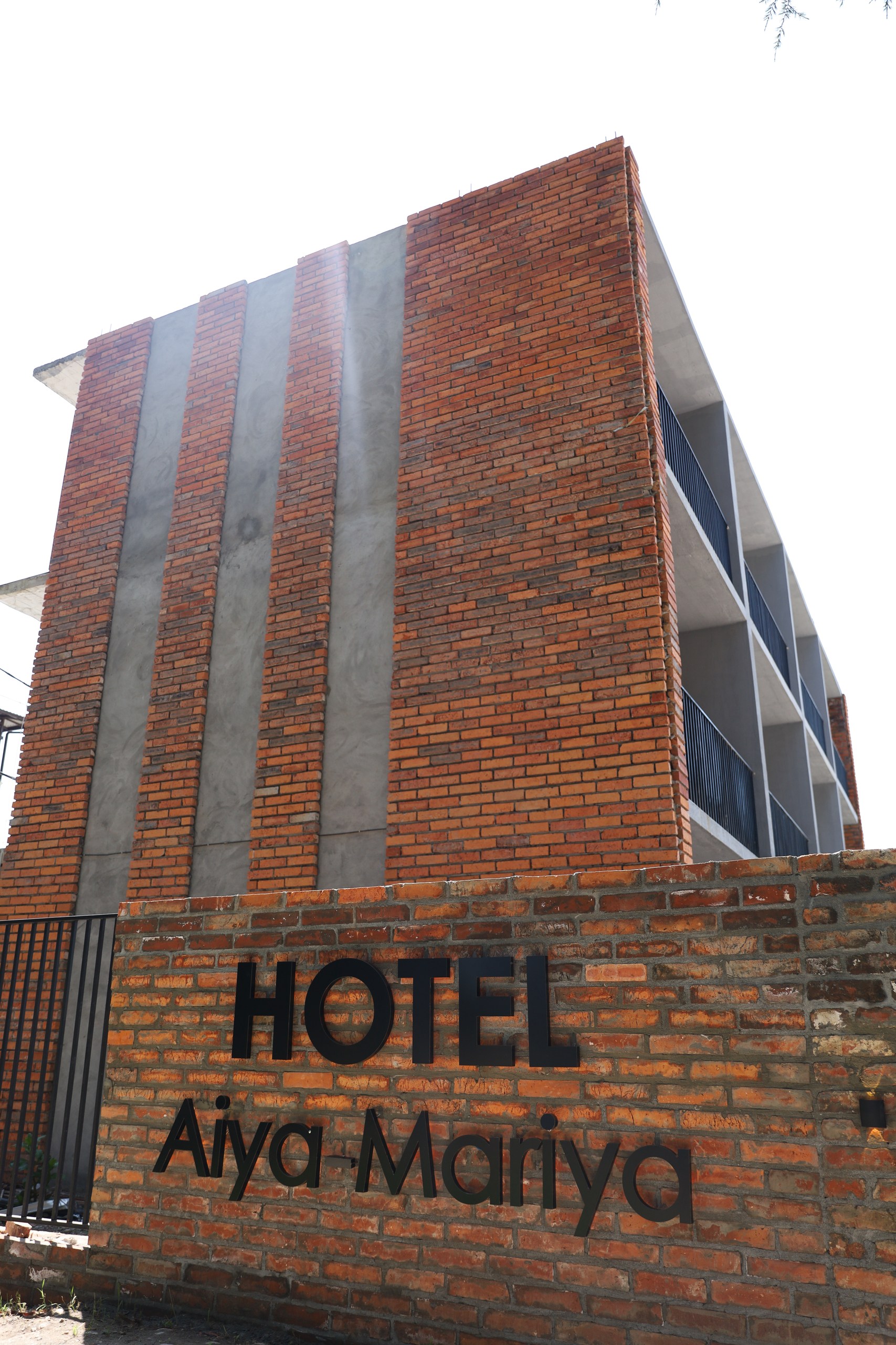 Айя-Мария (Пицунда)