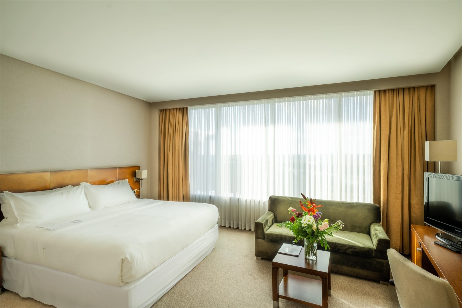 Fly Inn Baku
