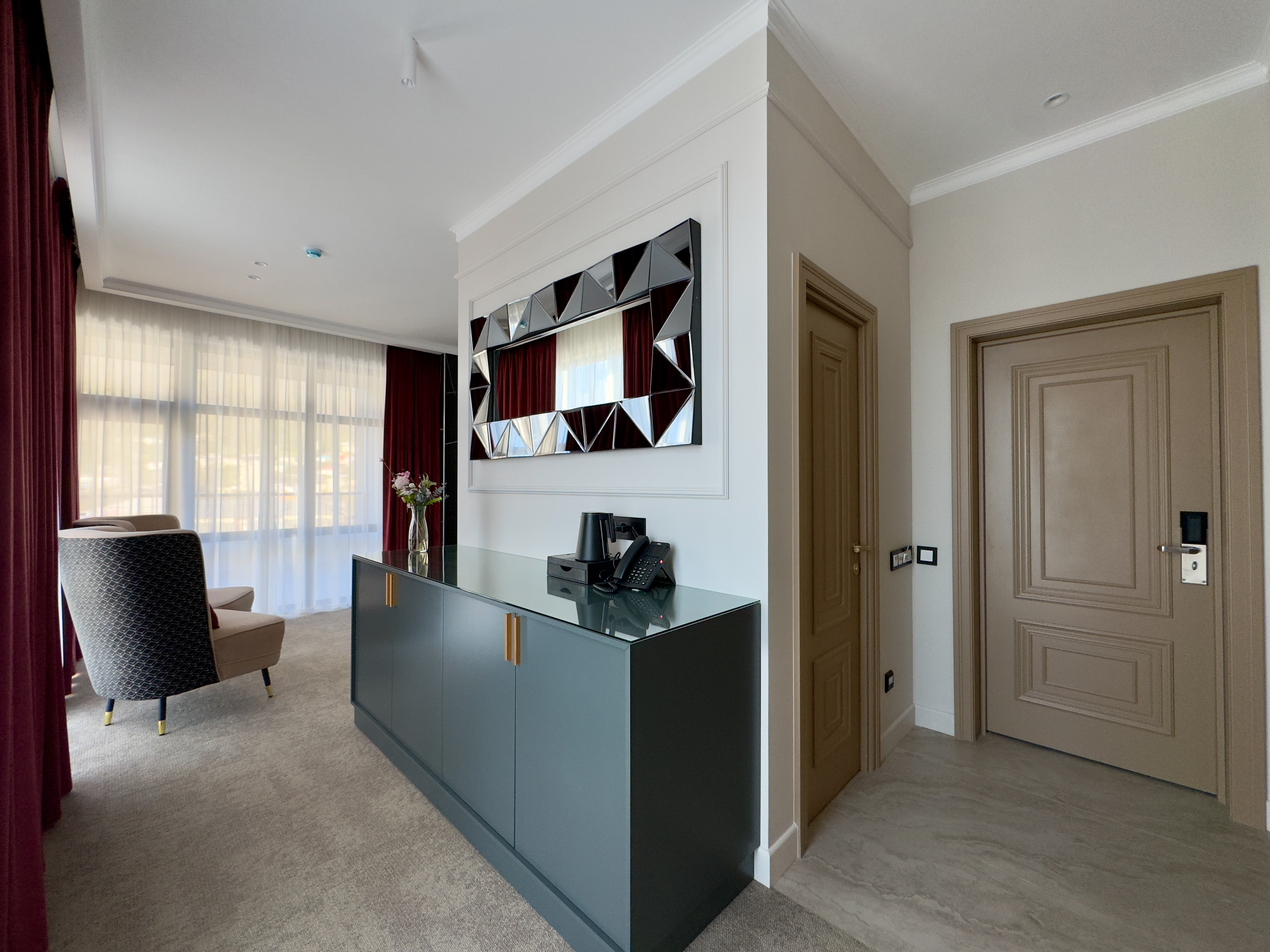 Астория арт-отель