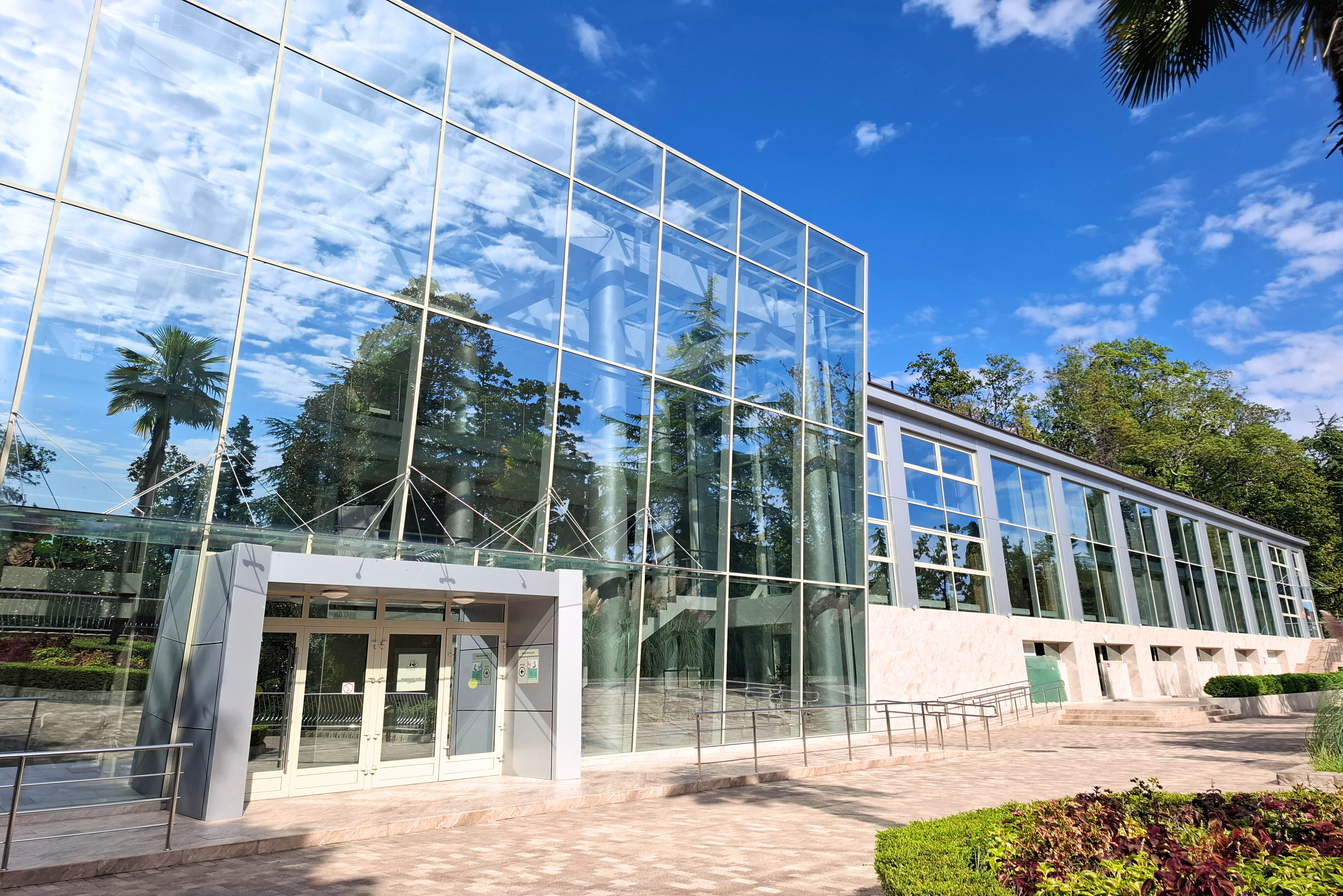 Медцентр, территория