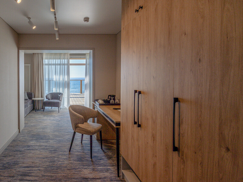 Люкс 2-местный 1-комнатный (с видом на море, 4*)