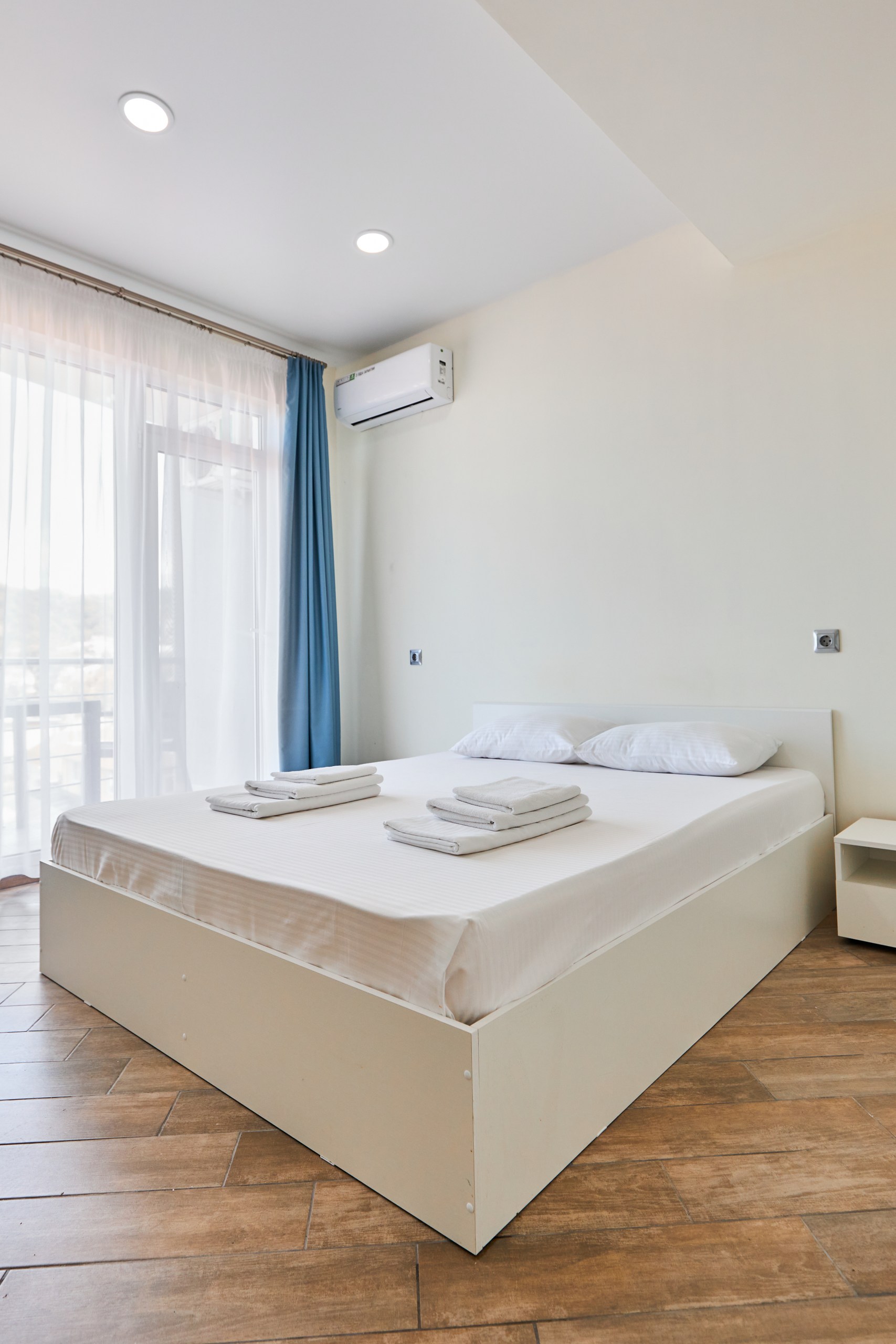 Апартаменты 4-местный 2-комнатный (с кухней, Монако №11)