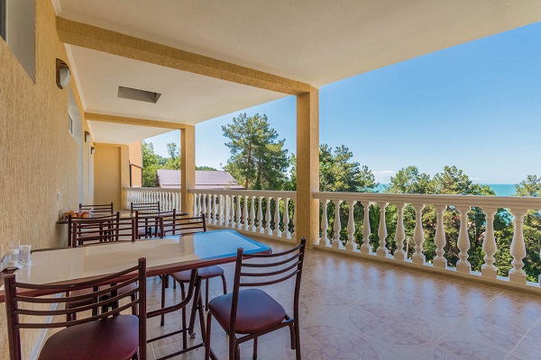 Балкон в столовой