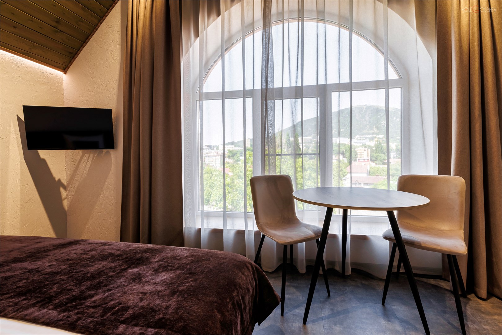 Делюкс 2-местный 1-комнатный (с видом на гору Машук)