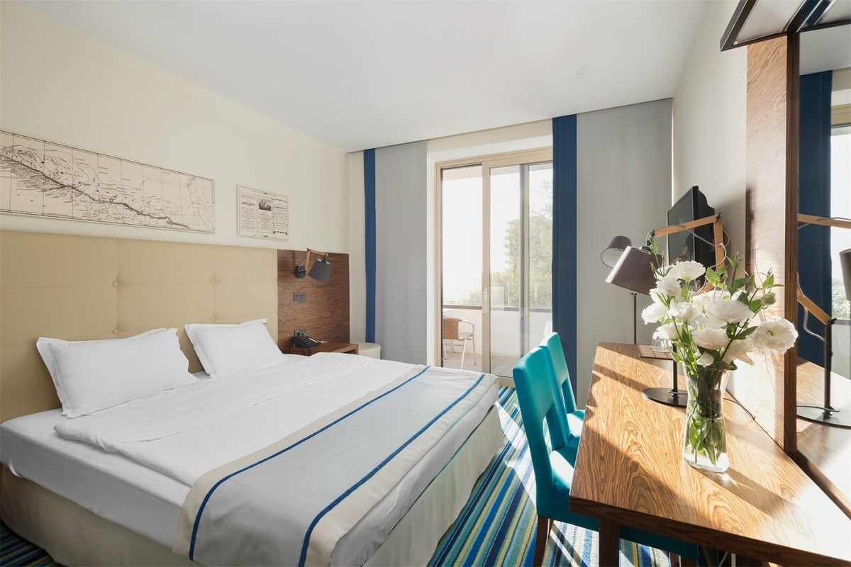 Hidens Hotel 4* (Небуг)