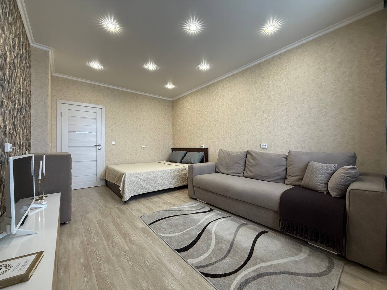 HOME HOTEL улица Кирова, 225