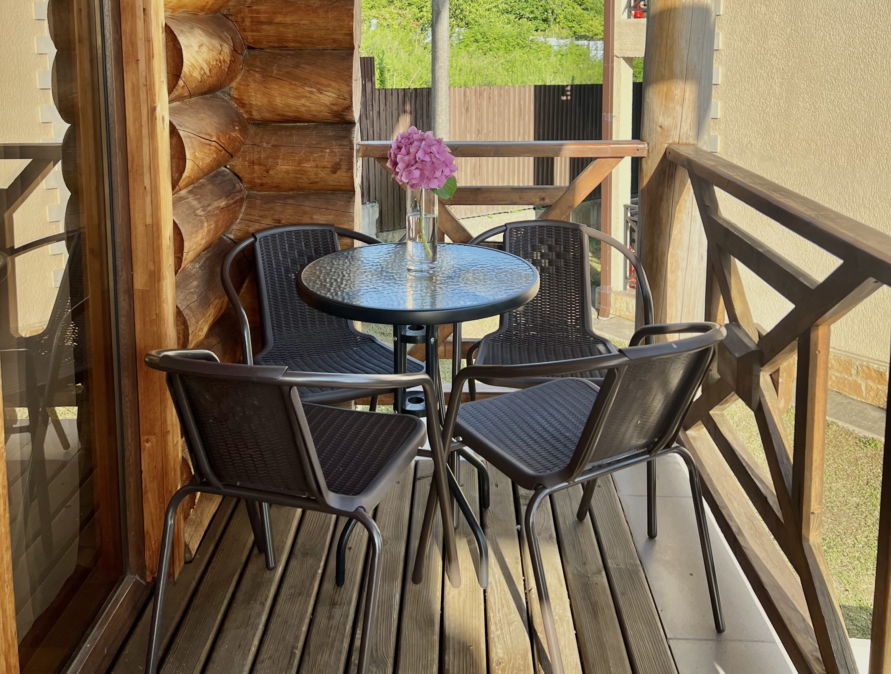 Люкс 4-местный 3-комнатный (2-этажный)