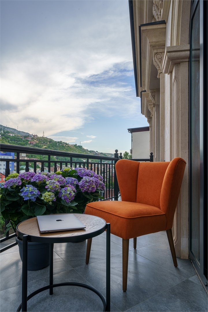 Люкс 2-местный 2-комнатный (с балконом)