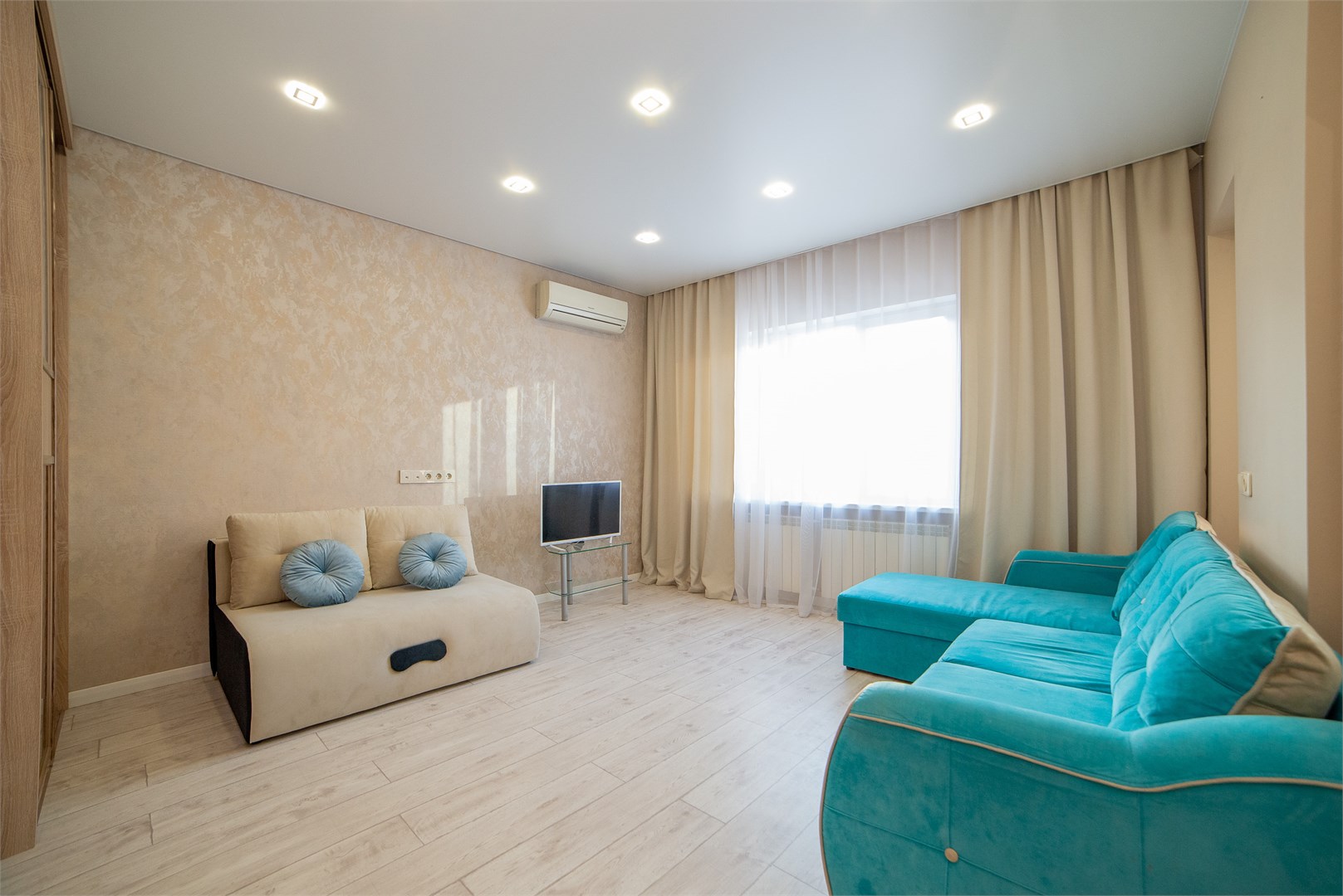 BeGuest на Хохрякова 74