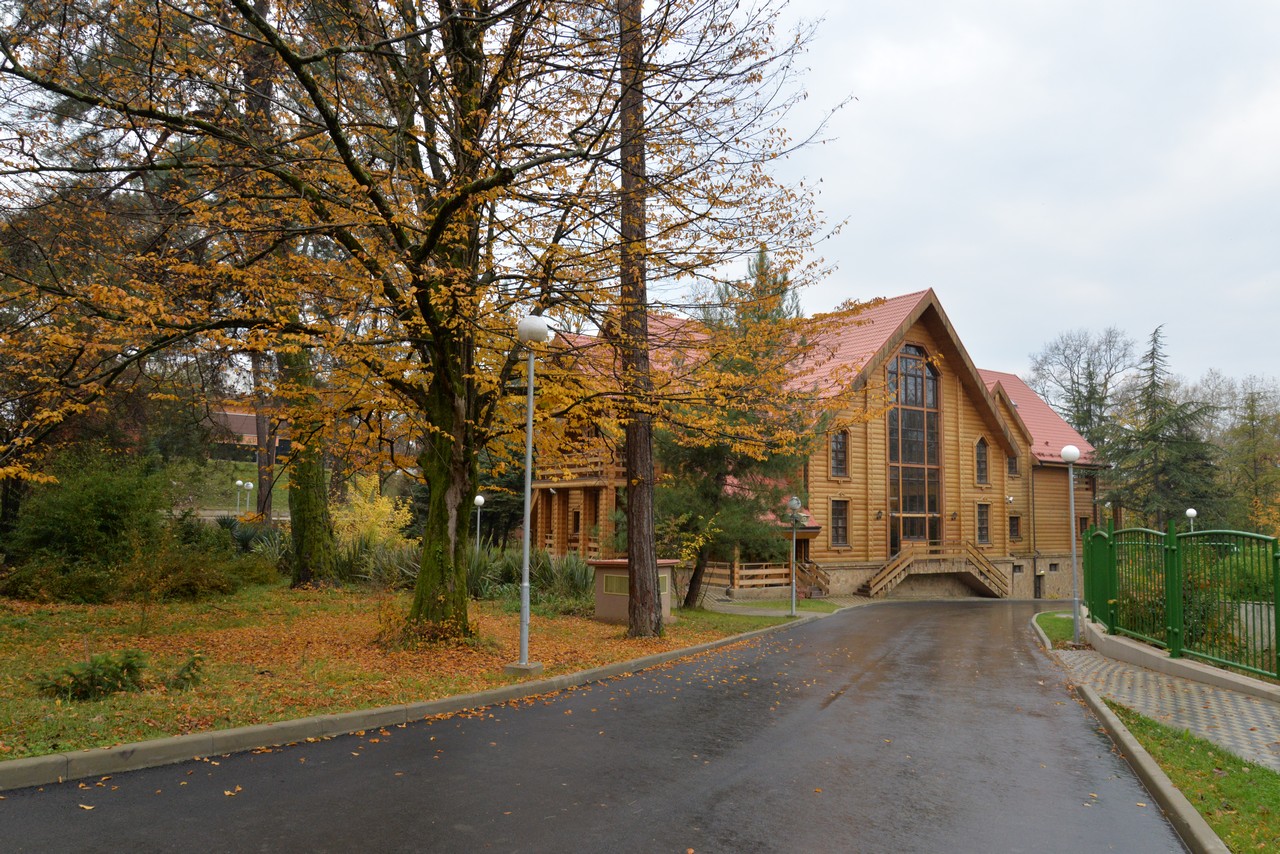 Территория осенью