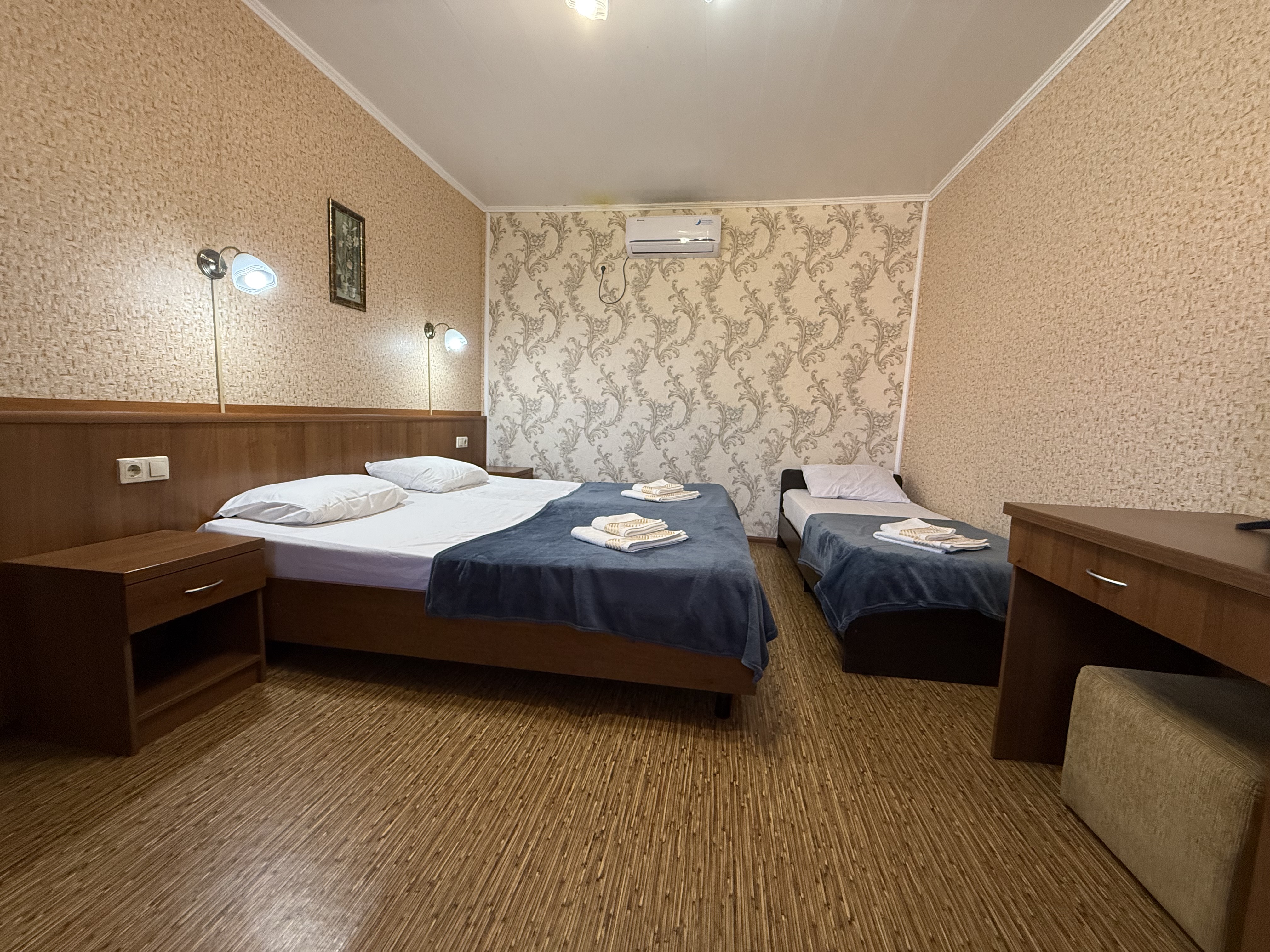 Абхазский дворик, Цандрипш