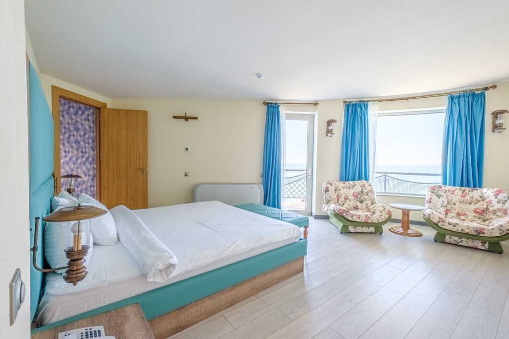 Castello Mare Hotel & Wellness Resort