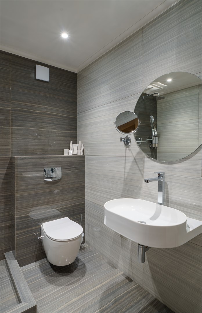 Люкс 2-местный 2-комнатный (с балконом)