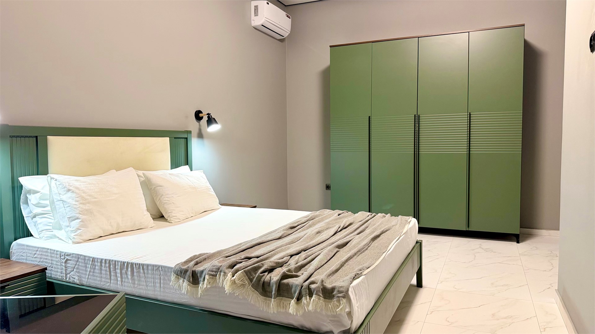 Амфора (Гагра)