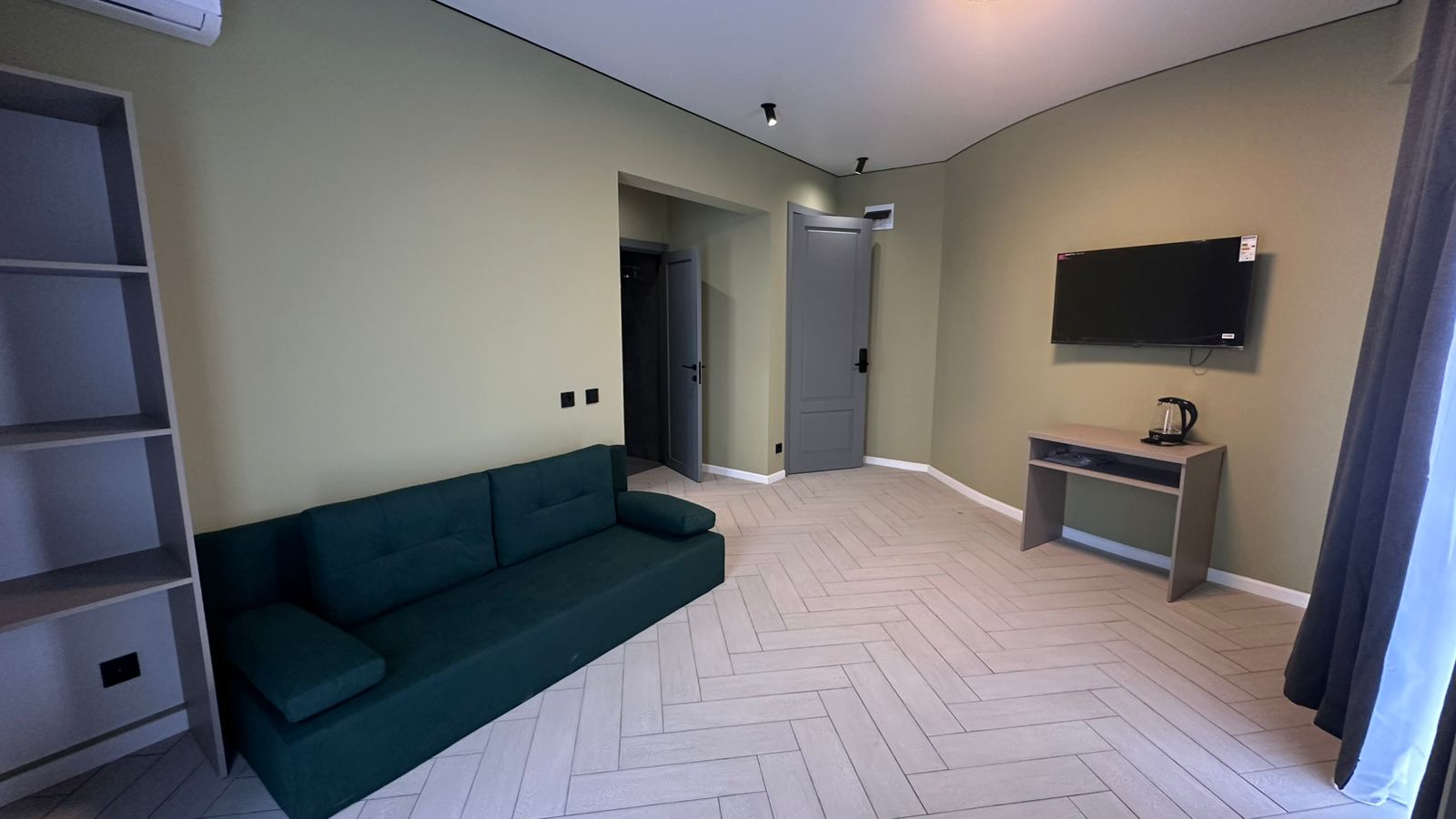 Стандартный 3-местный 2-комнатный