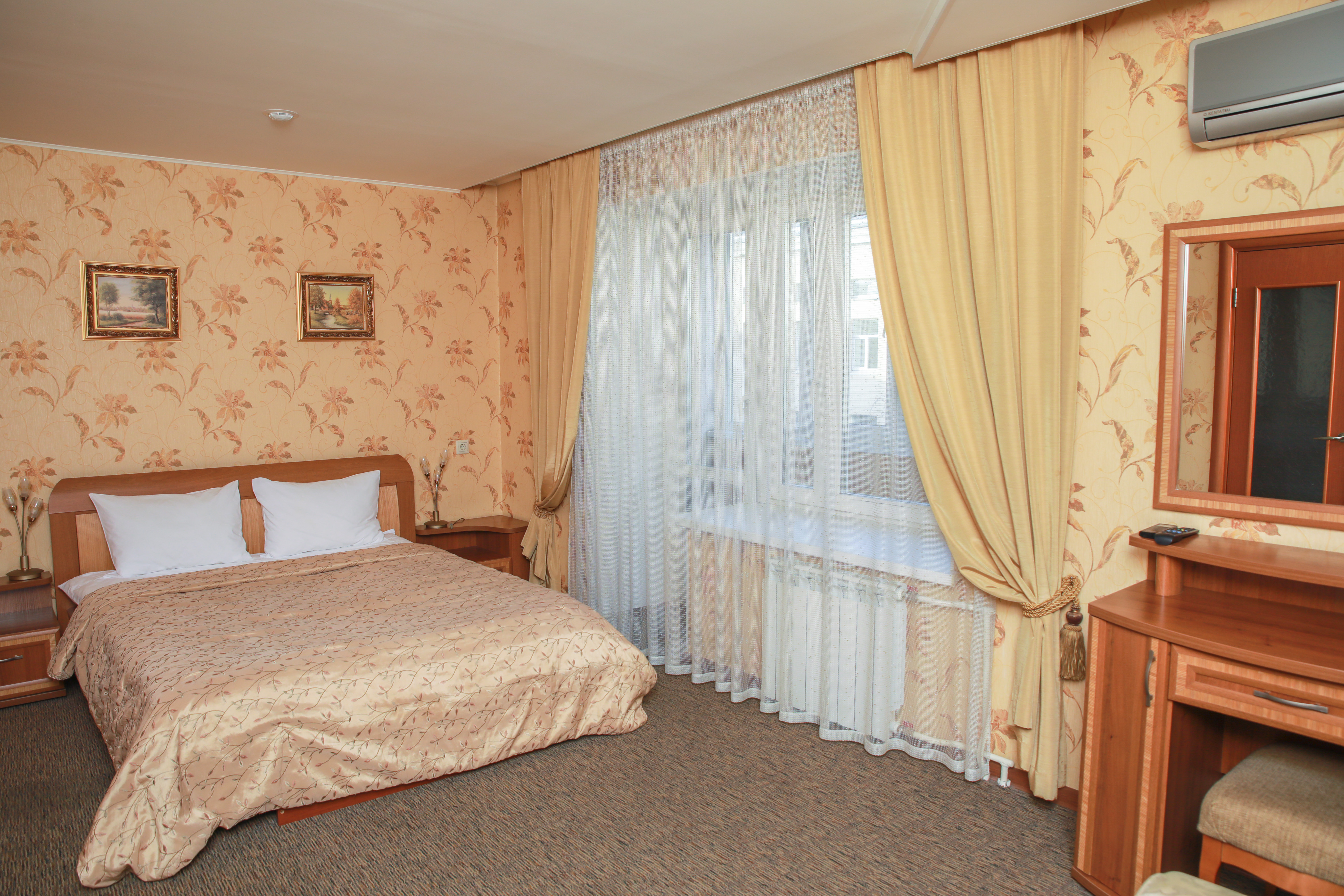 Suite (ЕКБ)
