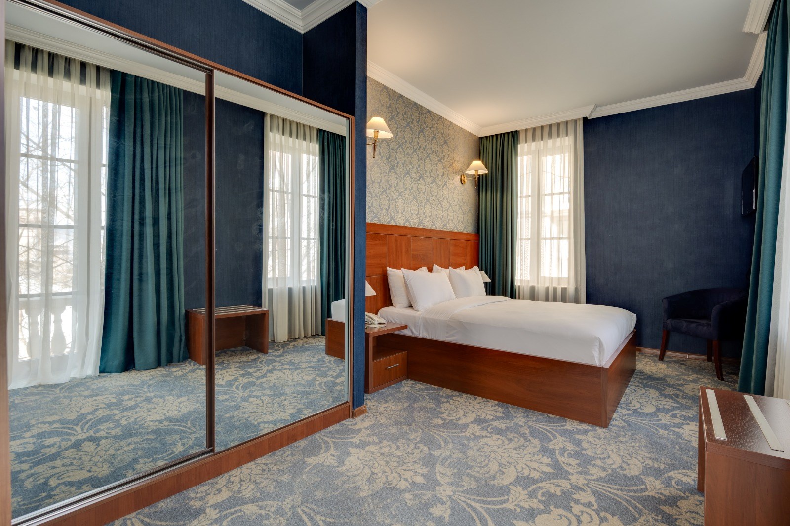 Astoria 4* Hotel