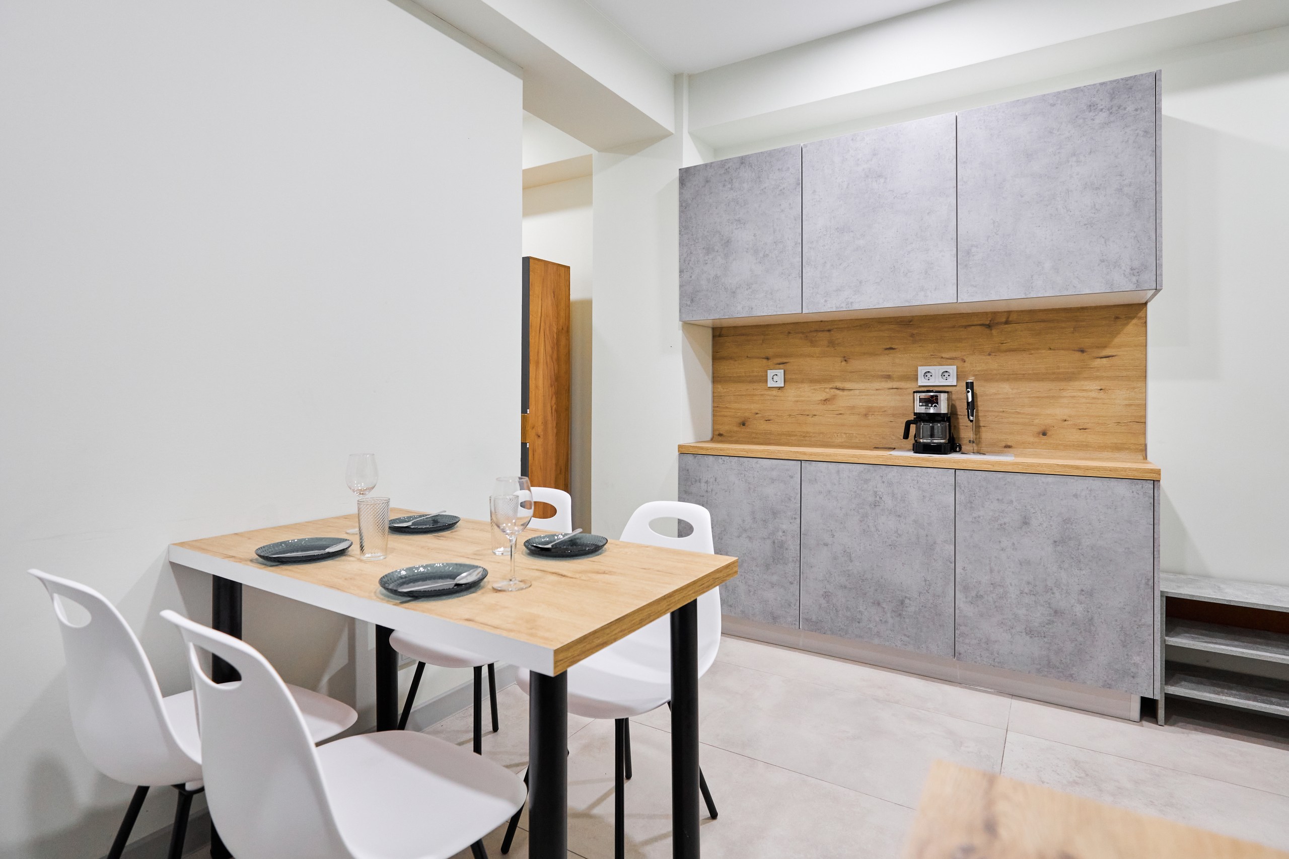 Апартаменты 5-местный 2-комнатный (с  кухней, Монако 102)