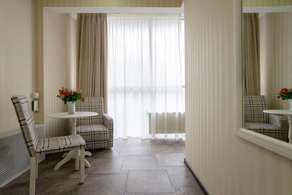 Фотография Люкс 2-местный 2-комнатный