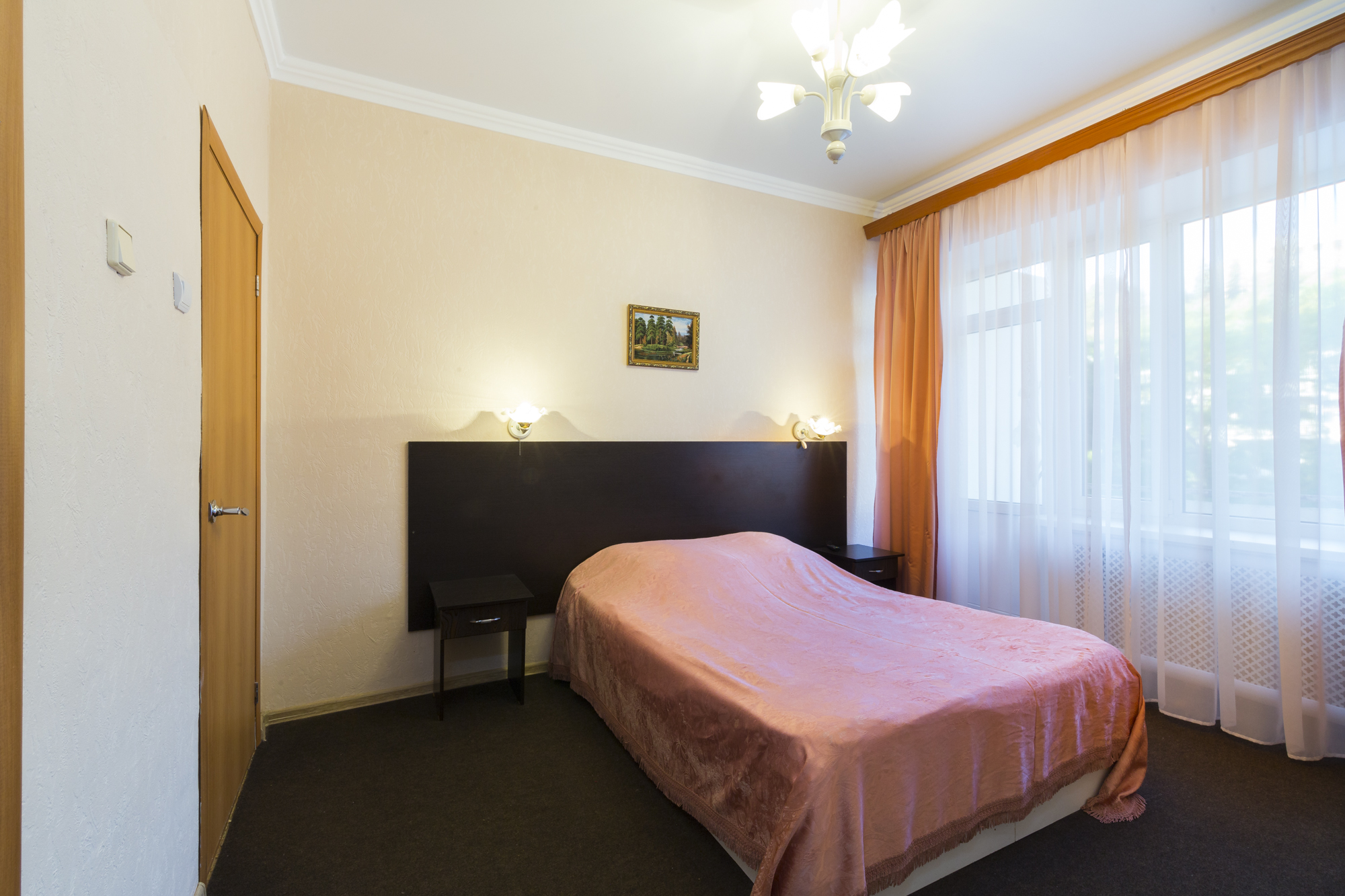 Фотография 2-местный 1-категории 2-комнатный (корпус №4)