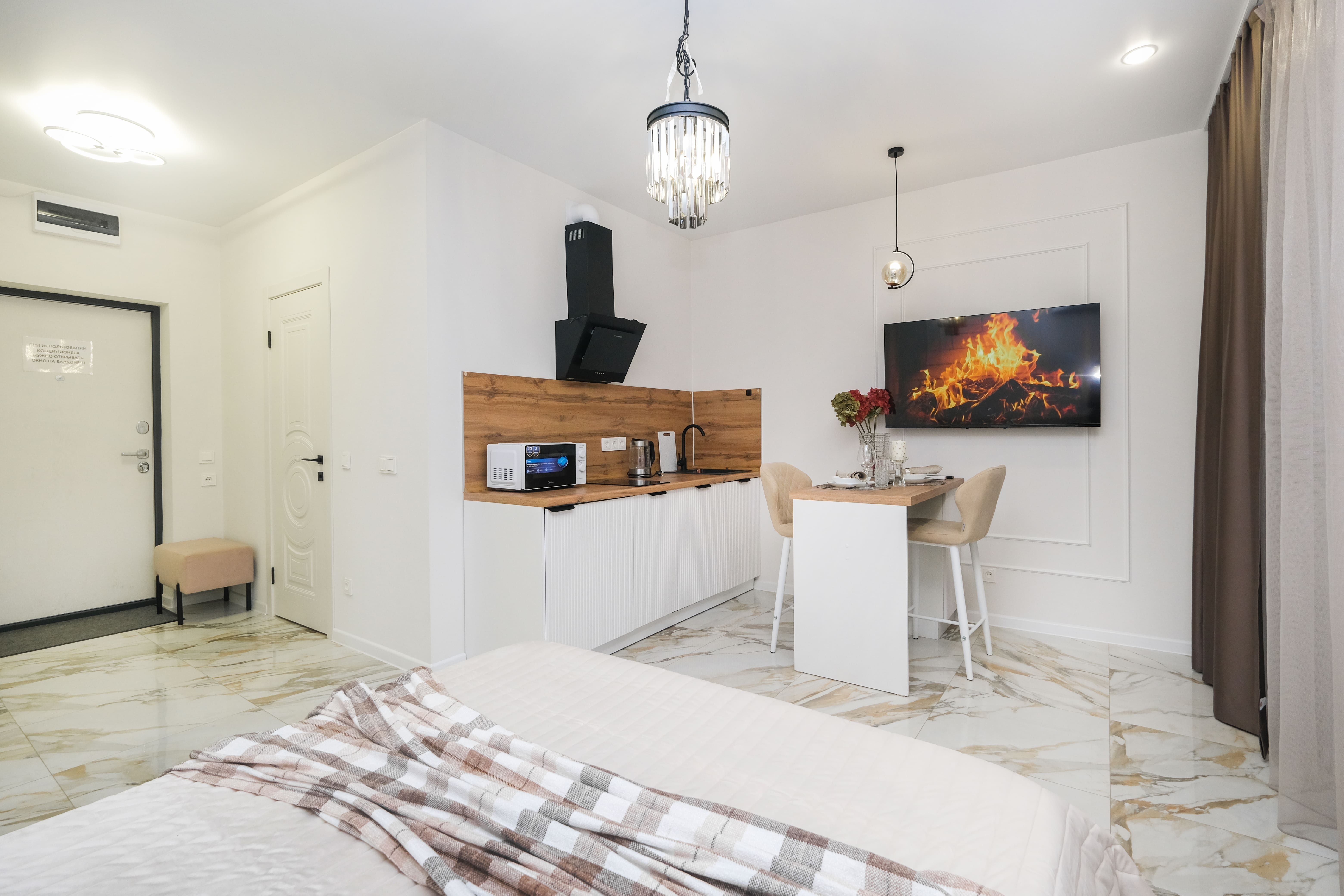 Room Hotel на Ипподромской 12