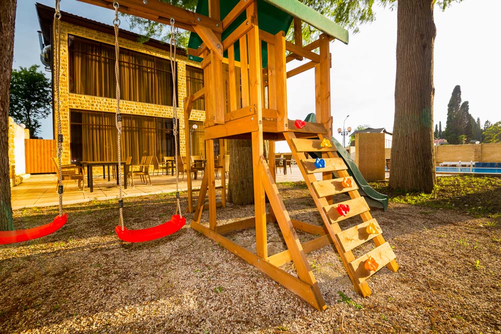 Золотой якорь(Гудаута)