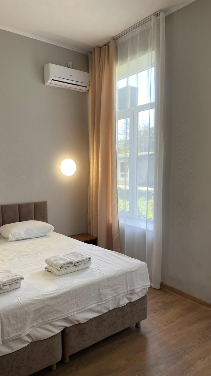 Стандартный 2-местный (без балкона, территория Солнечный берег, корпуса Солнечный, Жемчужный, Радужный, Янтарный, Лунный)