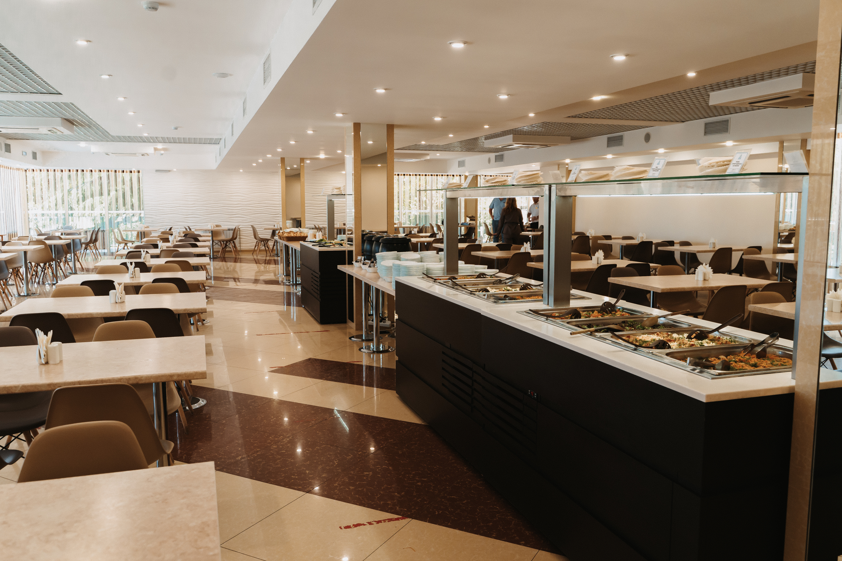 Общий вид столового зала