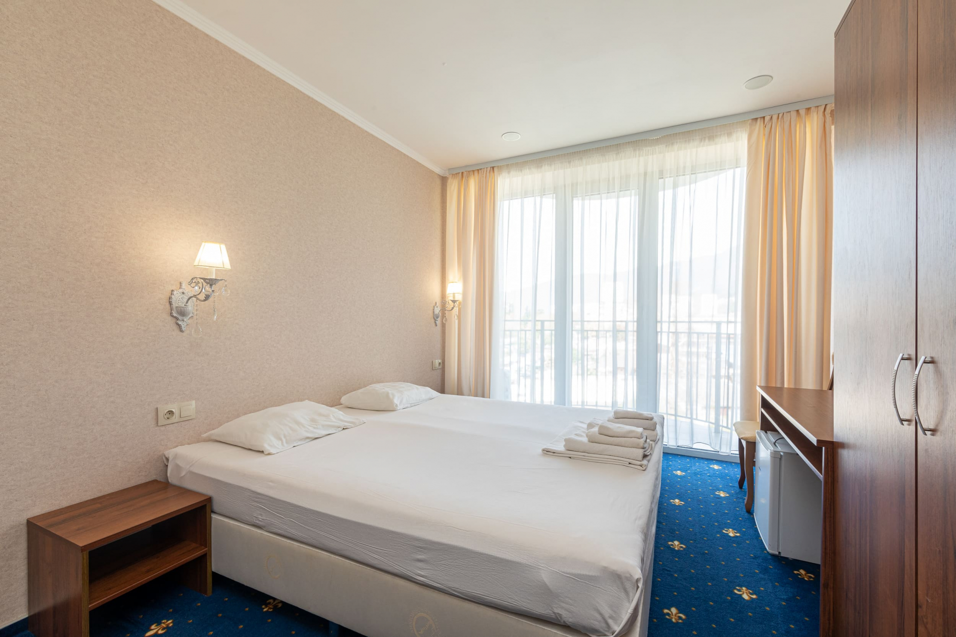 4-местный семейный коннект