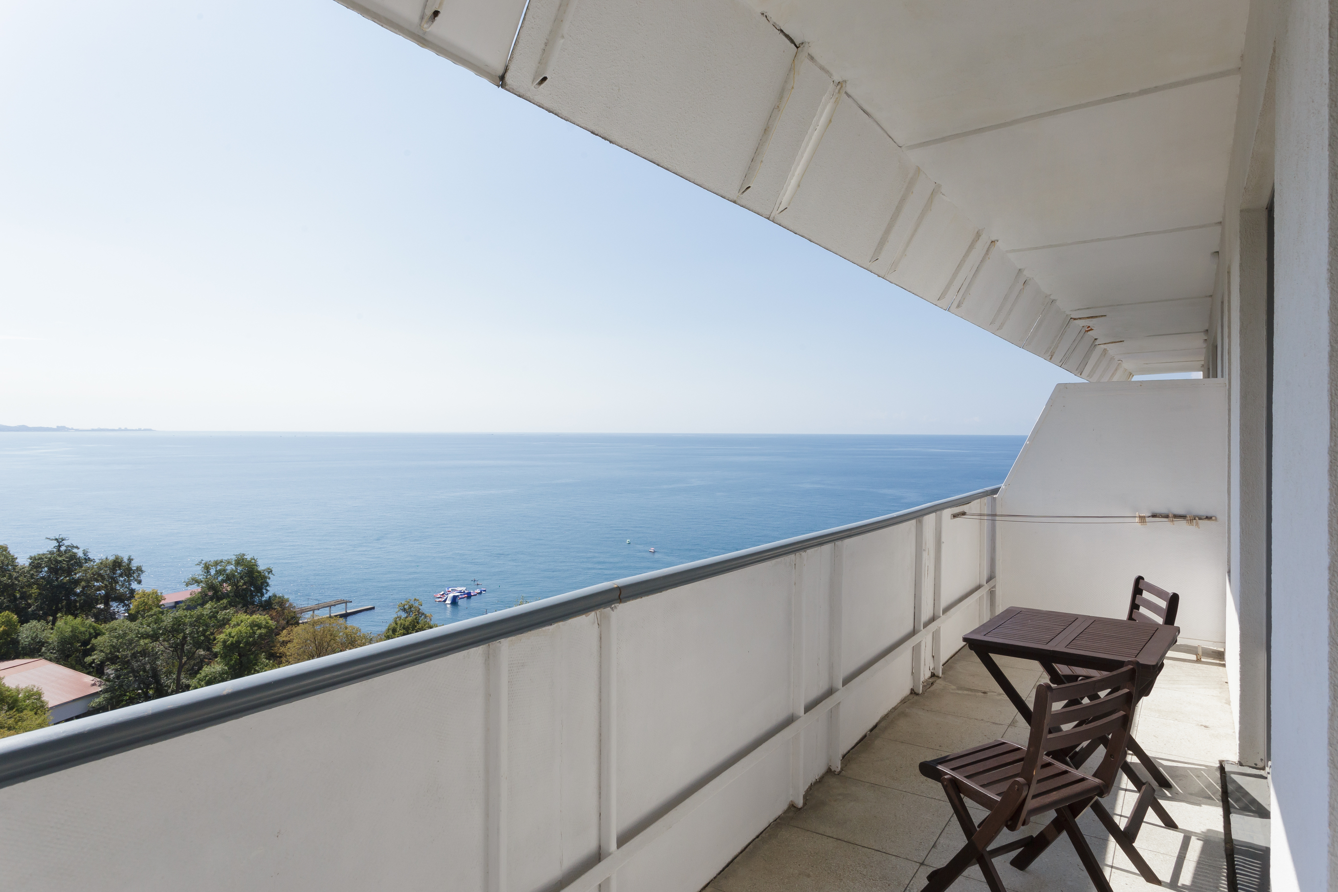 17Балкон Семейный