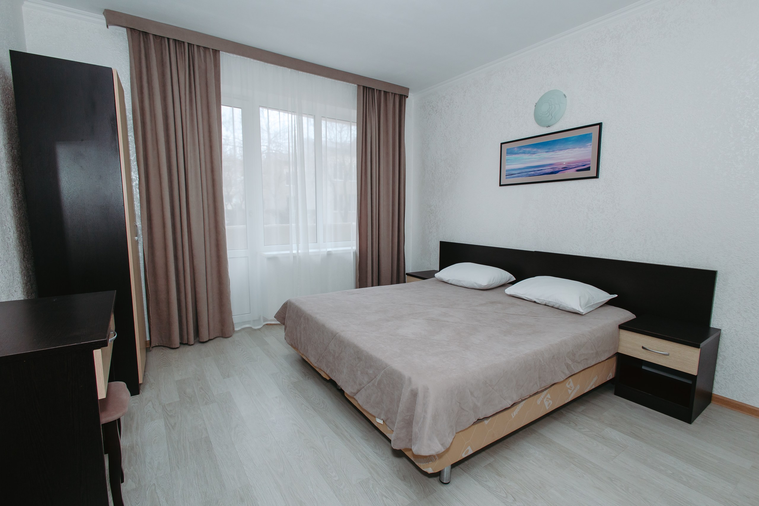 Стандартный 2-местный 2-комнатный (вид на море)