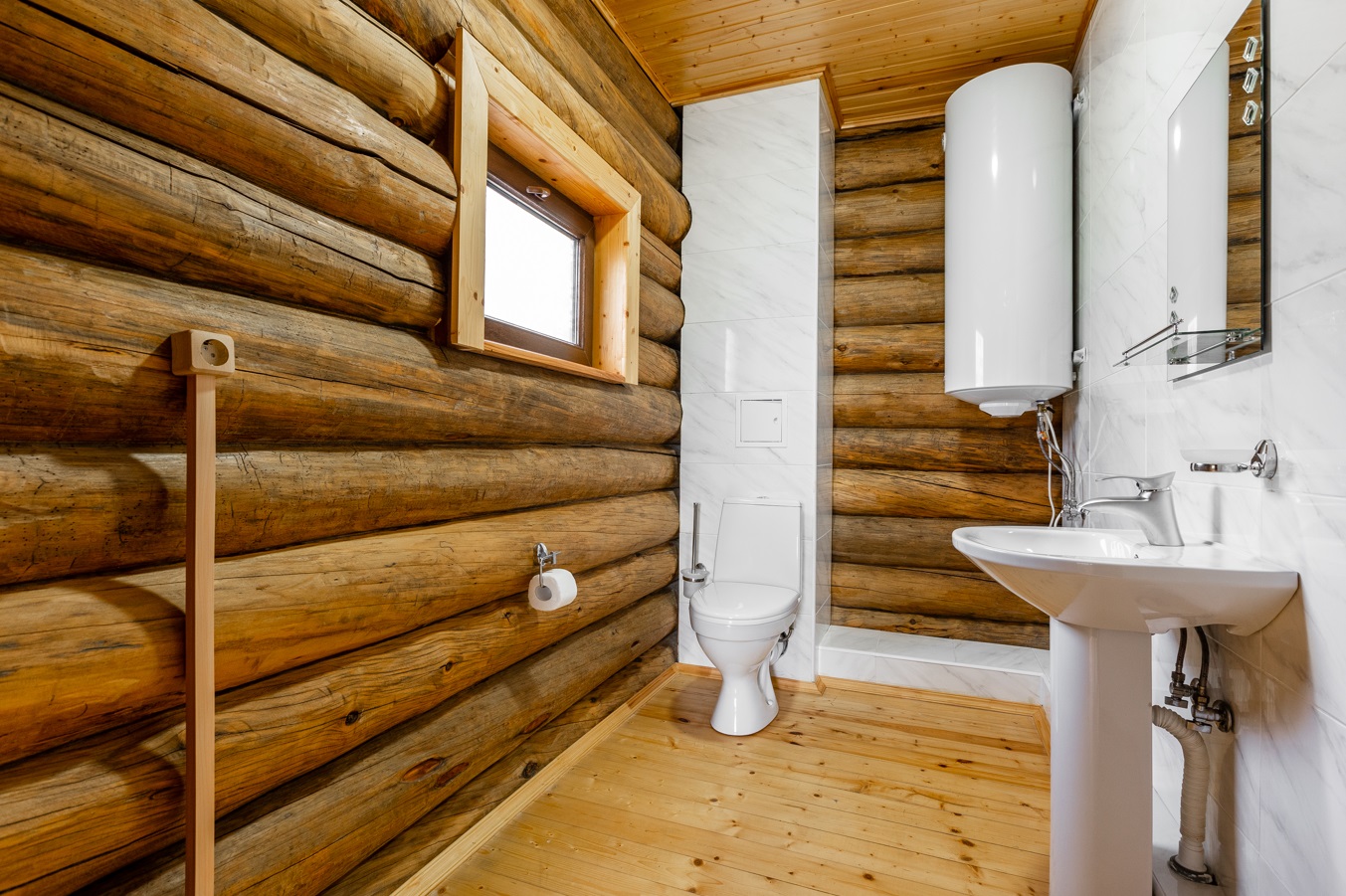 Люкс 4-местный 3-комнатный (2-этажный)