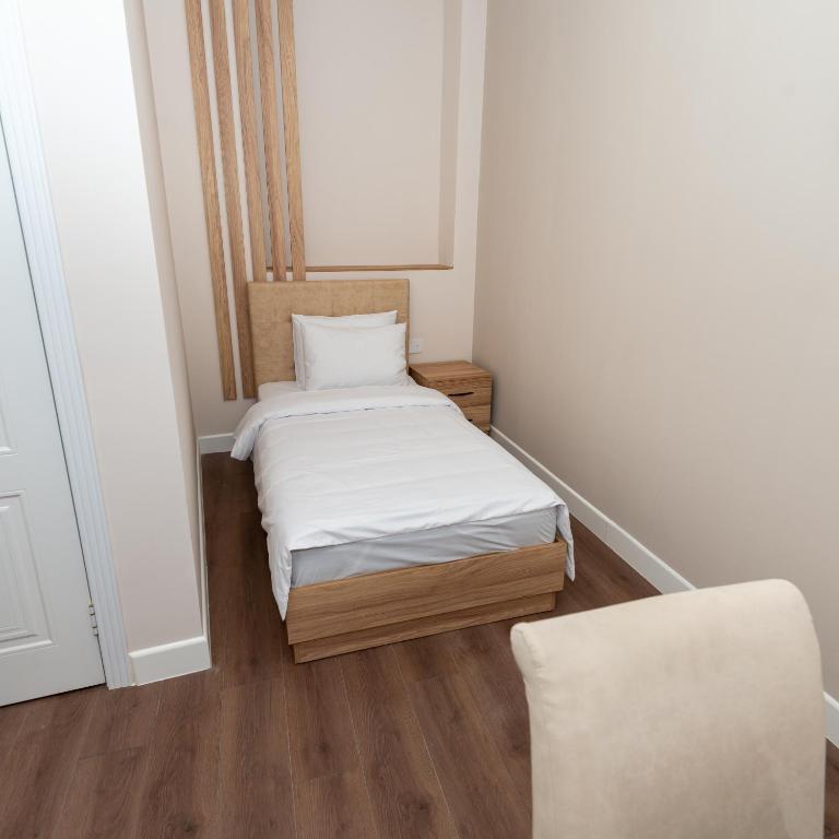 Фотография Budget 1-местный