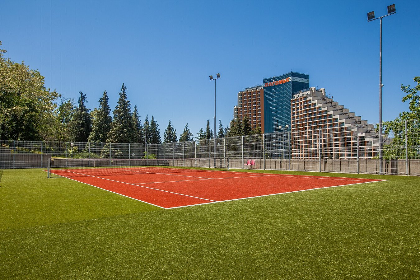 Спортивная площадка